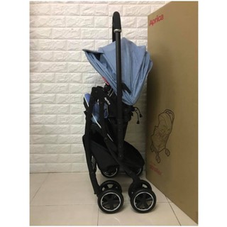 Xe đẩy Aprica Luxuna Light