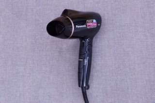 Máy sấy tóc Panasonic 1800w
