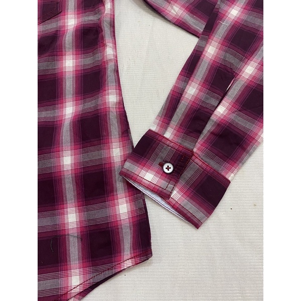 Áo sơ mi tay dài vải kate kẻ caro túi đính sao Nino.maxx  - Thanh lý vnxk