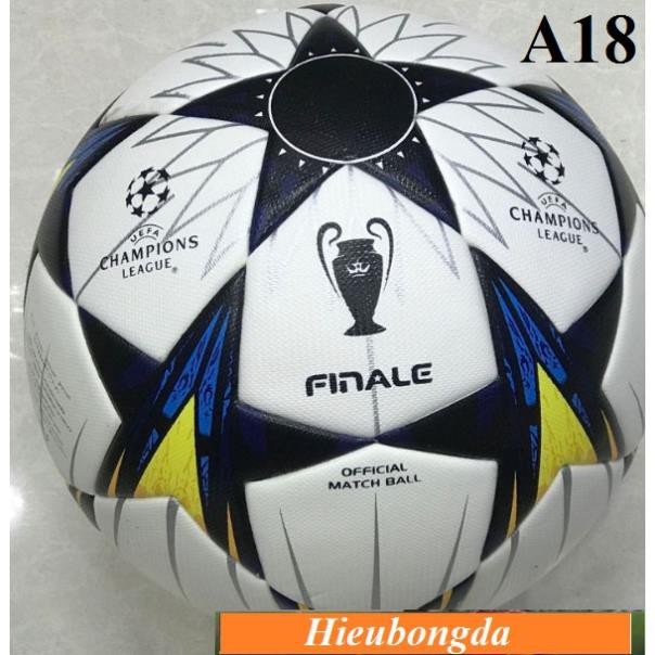 Bóng đá C1 số 5 siêu sang trọng trong các mẫu trái bóng đá C1 tặng kèm kim bơm + lưới đựng bóng khi mua quả banh C1