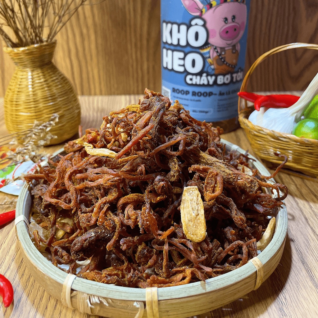 Heo khô cháy tỏi ROOPROOP hũ 300G, lợn khô thơm ngon an toàn vệ sinh thực phẩm | BigBuy360 - bigbuy360.vn