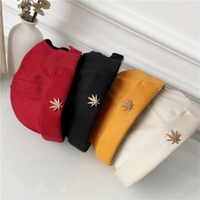 Mũ chất liệu cotton thêu hình chiếc lá nhỏ phong cách thời trang thích hợp cho cả nam và nữ