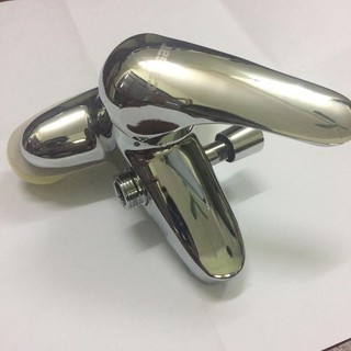 ⚡ Vòi chậu rửa mặt kiêm vòi hoa sen Caesar nóng lạnh dùng chậu 3 lỗ  bảo hành 4,5 năm