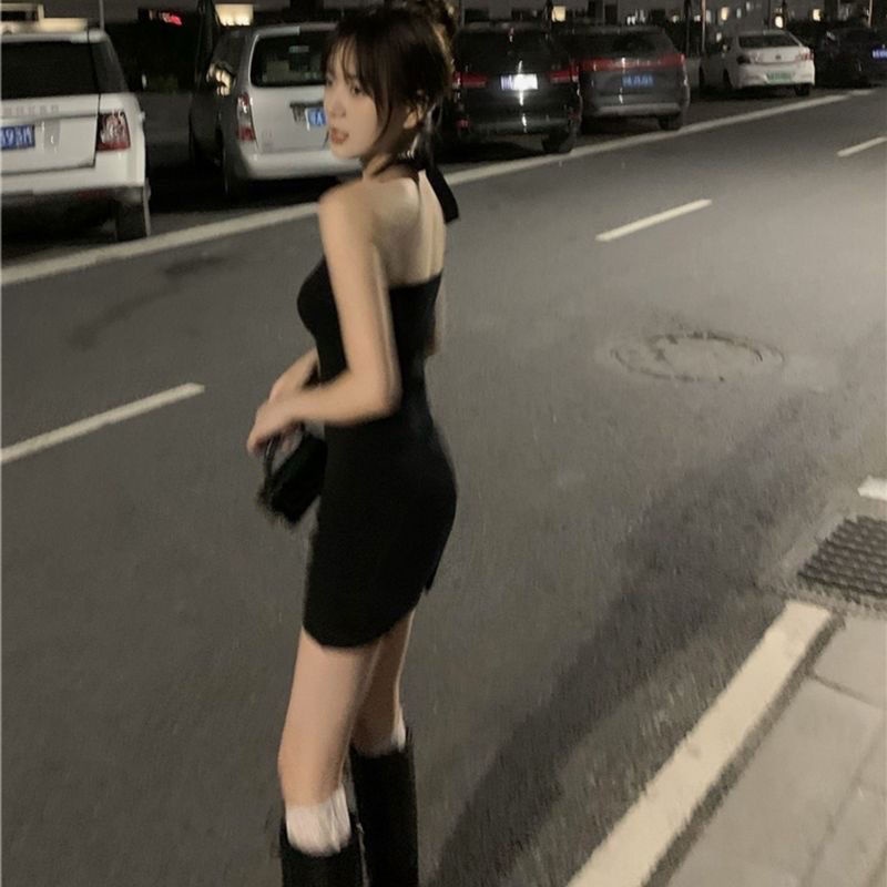 Váy body sexy hở lưng cổ yếm đen hàn quốc váy ngắn nữ