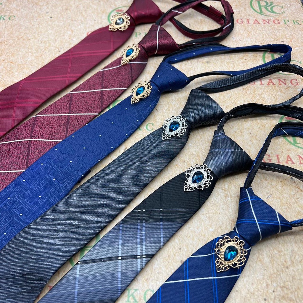 Cà vạt nam 6cm thắt sẵn trang trí đá ấn tượng cho chú rể thanh niên đi tiệc Giangpkc 2022  Phụ kiện cưới Giang