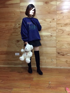 Áo nỉ oversize auth used