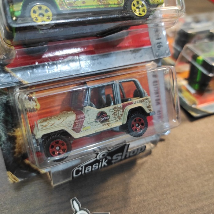 Set 3 Mô Hình Xe Hơi Ford Explorer, Jeep Wrangle, 93 Jeep Trong Phim Jurassic World