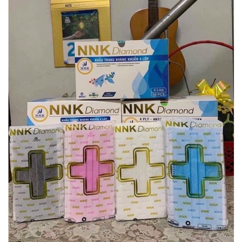 KHẨU TRANG Y TẾ NNK 4 LỚP KHÁNG KHUẨN HỘP 50 CÁI