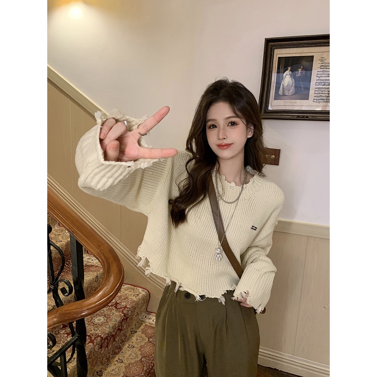 Áo len tay dài dáng ngắn rộng rãi thiết kế rách kiểu thời trang Hàn Quốc mới lạ cho nữ