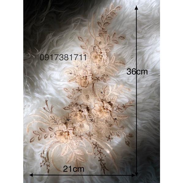 Ren thêu 3D để trang trí áo