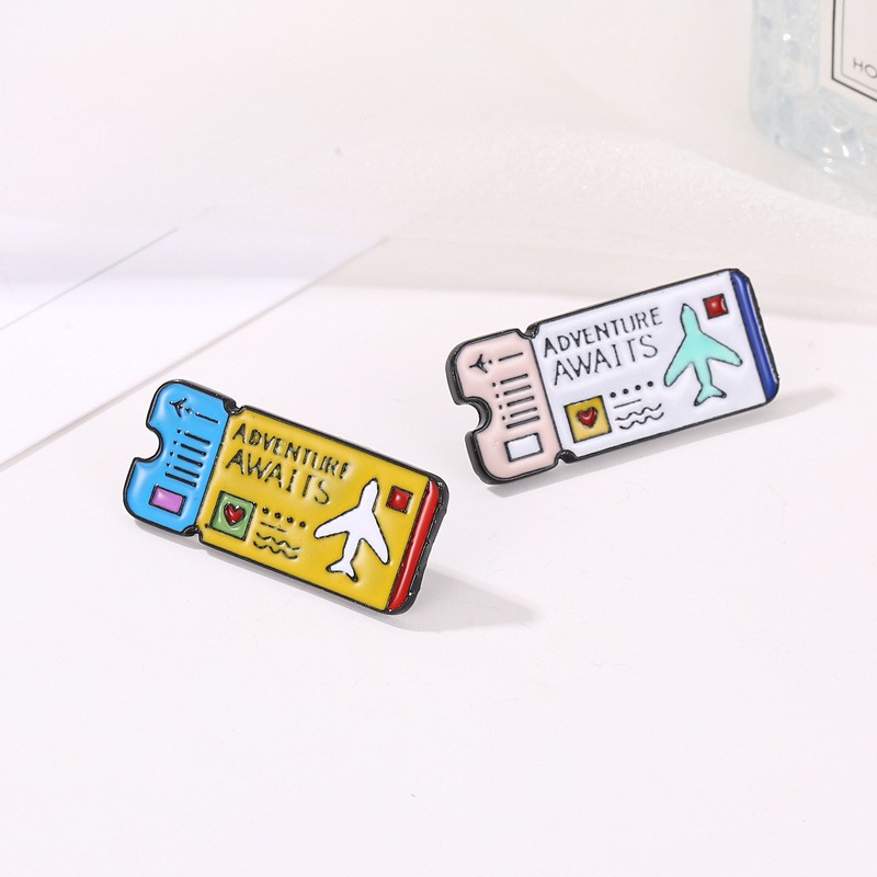 Ghim Cài Áo Hình Vé Máy Bay Thiết Kế Độc Đáo