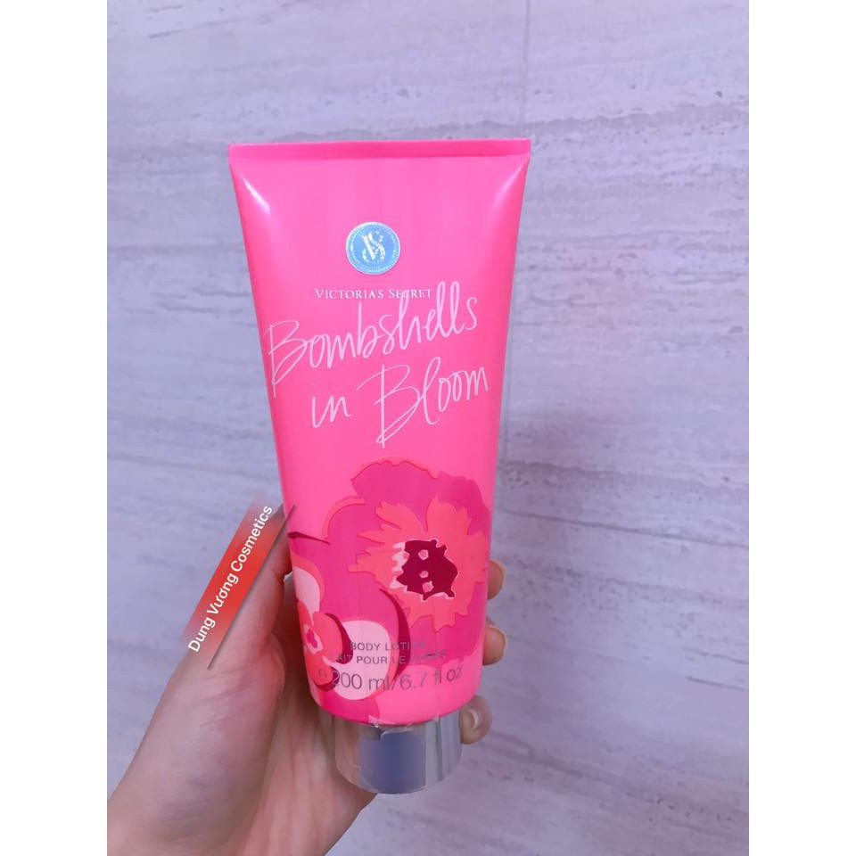 DƯỠNG THỂ NƯỚC HOA VICTORIA'S SECRET BOMBSHELLS IN BLOOM BODY LOTION 200ml.