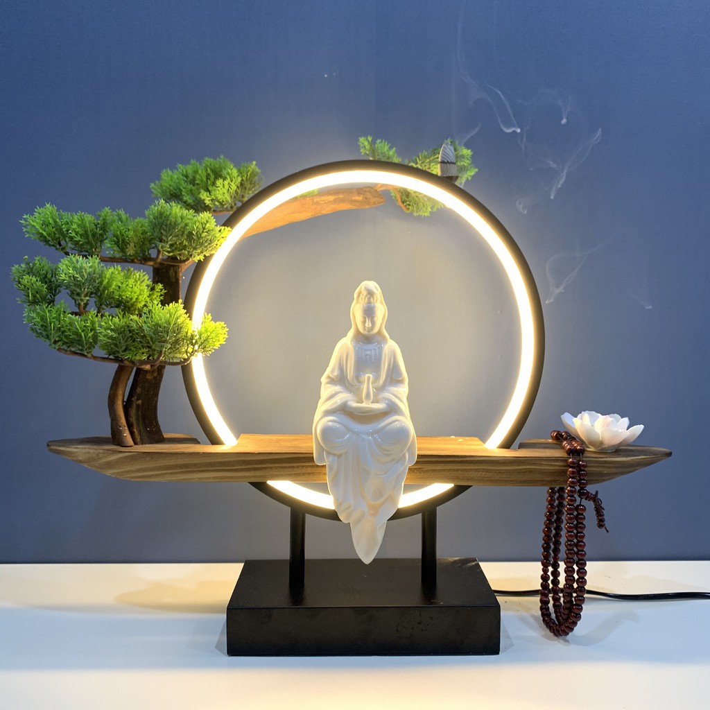 Tượng Phật Bà Quan Âm có vòng đèn LED sáng T12