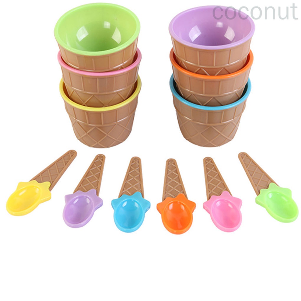 Bộ Tô Muỗng Ăn Kem / Sữa Chua Bằng Nhựa Hình Cây Kem Màu Ngẫu Nhiên