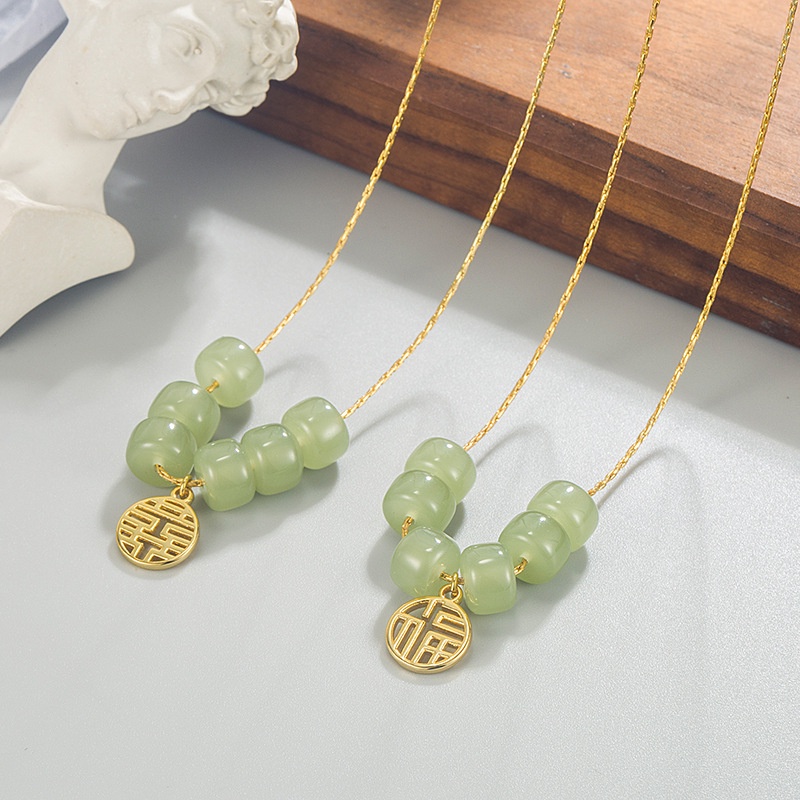 Vòng cổ Vàng Mặt Ngọc Bích Thời Trang