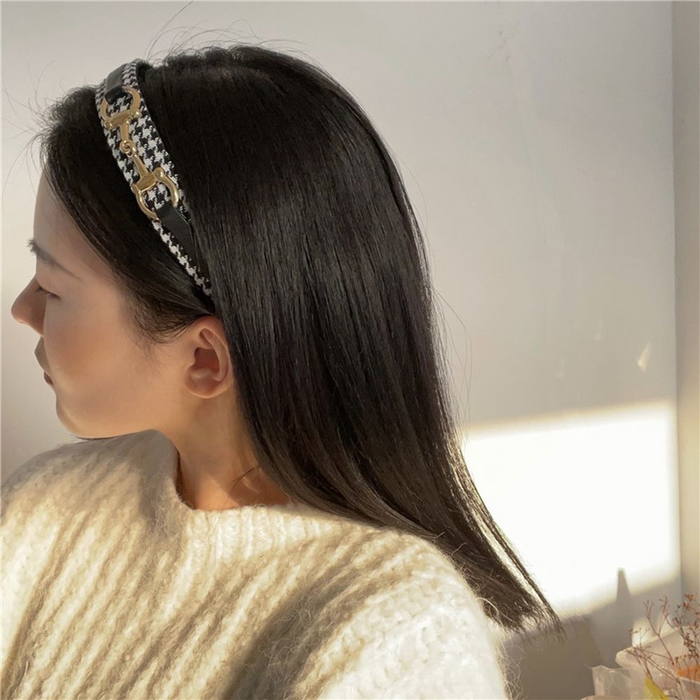 Băng đô cài tóc bằng da phối khóa kim loại màu trắng đen phong cách Hàn Quốc thanh lịch cho nữ