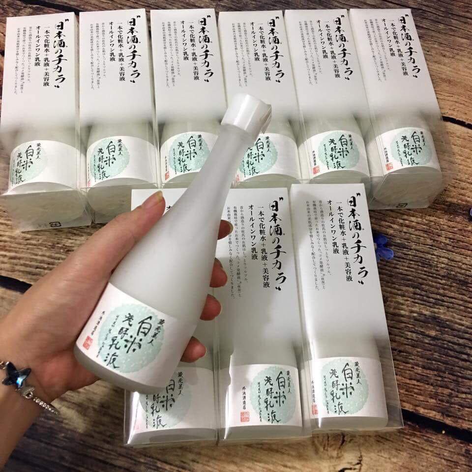 Nước thần dưỡng da Kuramoto Bijim Sake Lotion Nhật 120ml | BigBuy360 - bigbuy360.vn