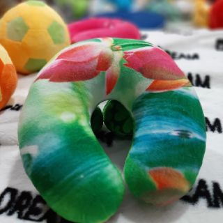 Gối kê cổ hoa sen cao cấp