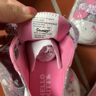 Giày bé gái kim sa kitty