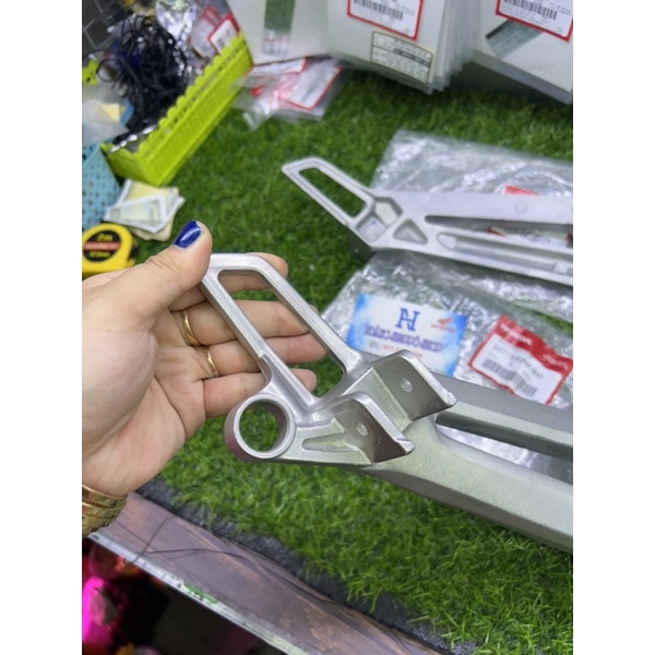 Gác chân dream lùn 125 ,chính hãng