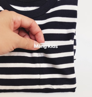 Áo Thun Chui Đầu Kẻ Đen Trắng Gap