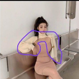 Croptop cổ lọ