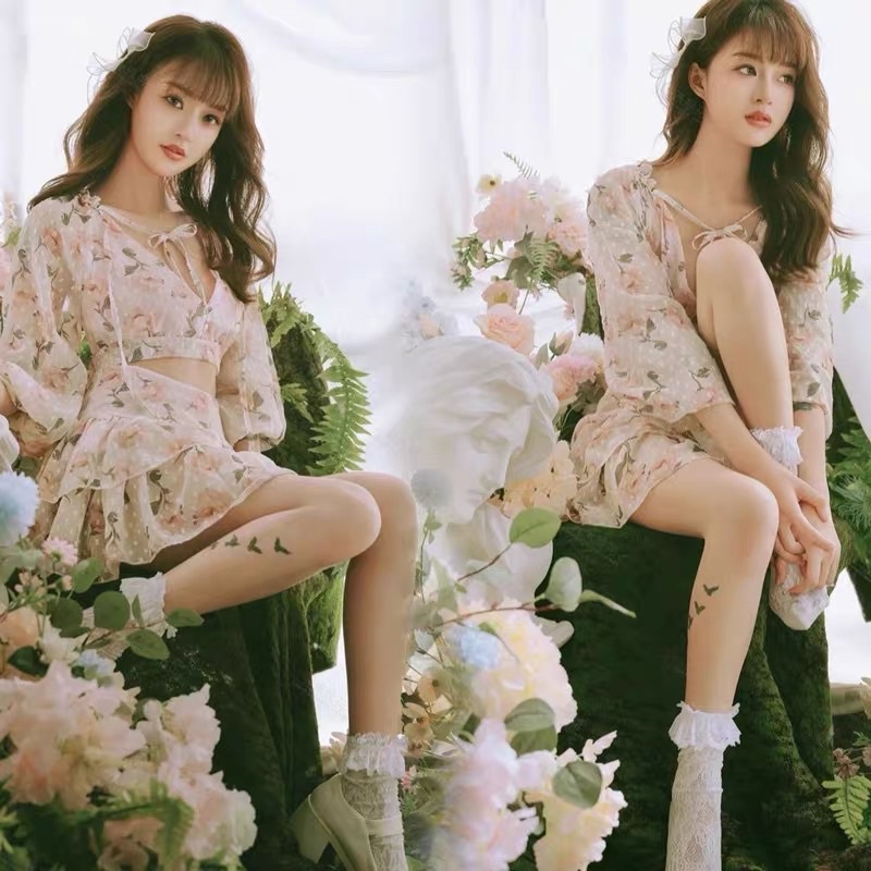 Set áo croptop hở lưng dài tay+chân váy hoạ tiết hoa nữ tính phong cách ulzzang Hàn Quốc SAM SAM BOUTIQUE