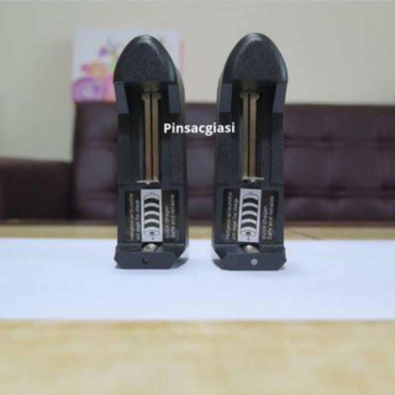 Sạc đa năng tất cả pin 3v7 -> 4v2