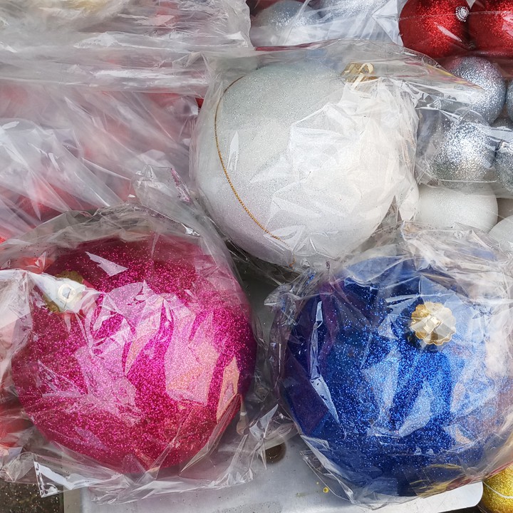 6 trái châu kim tuyến màu trang trí noel đường kính 10cm. NOELC10