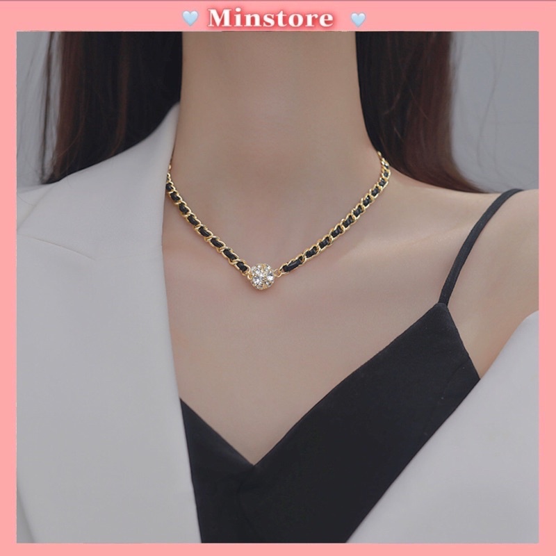 Vòng Cổ Choker Da Bện Mặt Quả Cầu Nam Châm Đính Đá Sang Trọng