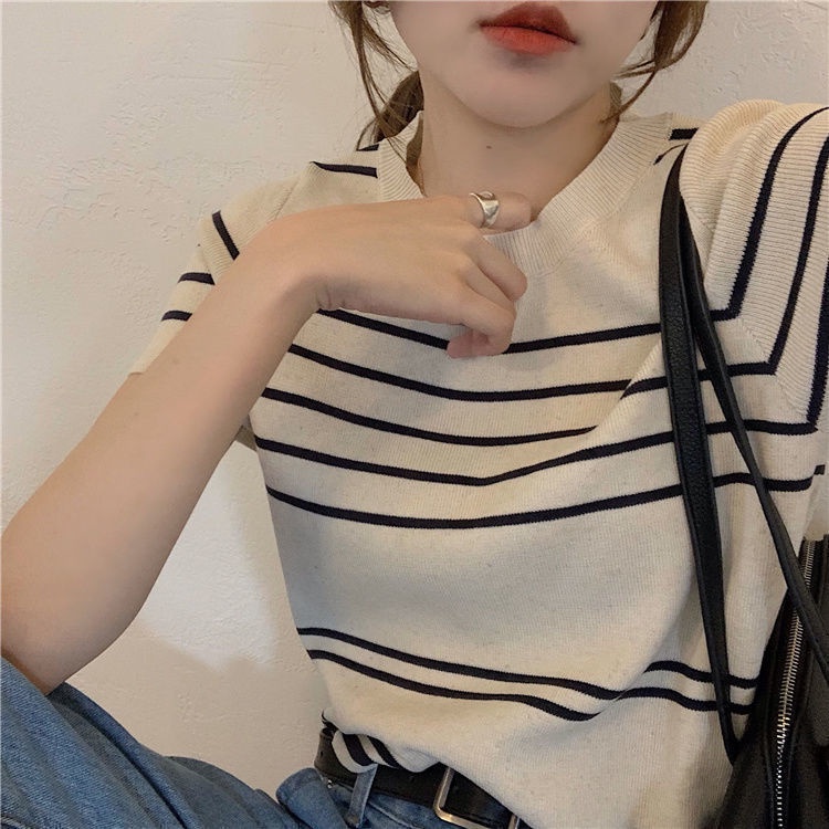 Áothun tay ngắn cổ tròn họa tiết kẻ sọc plus size cho phụ nữ trung niên