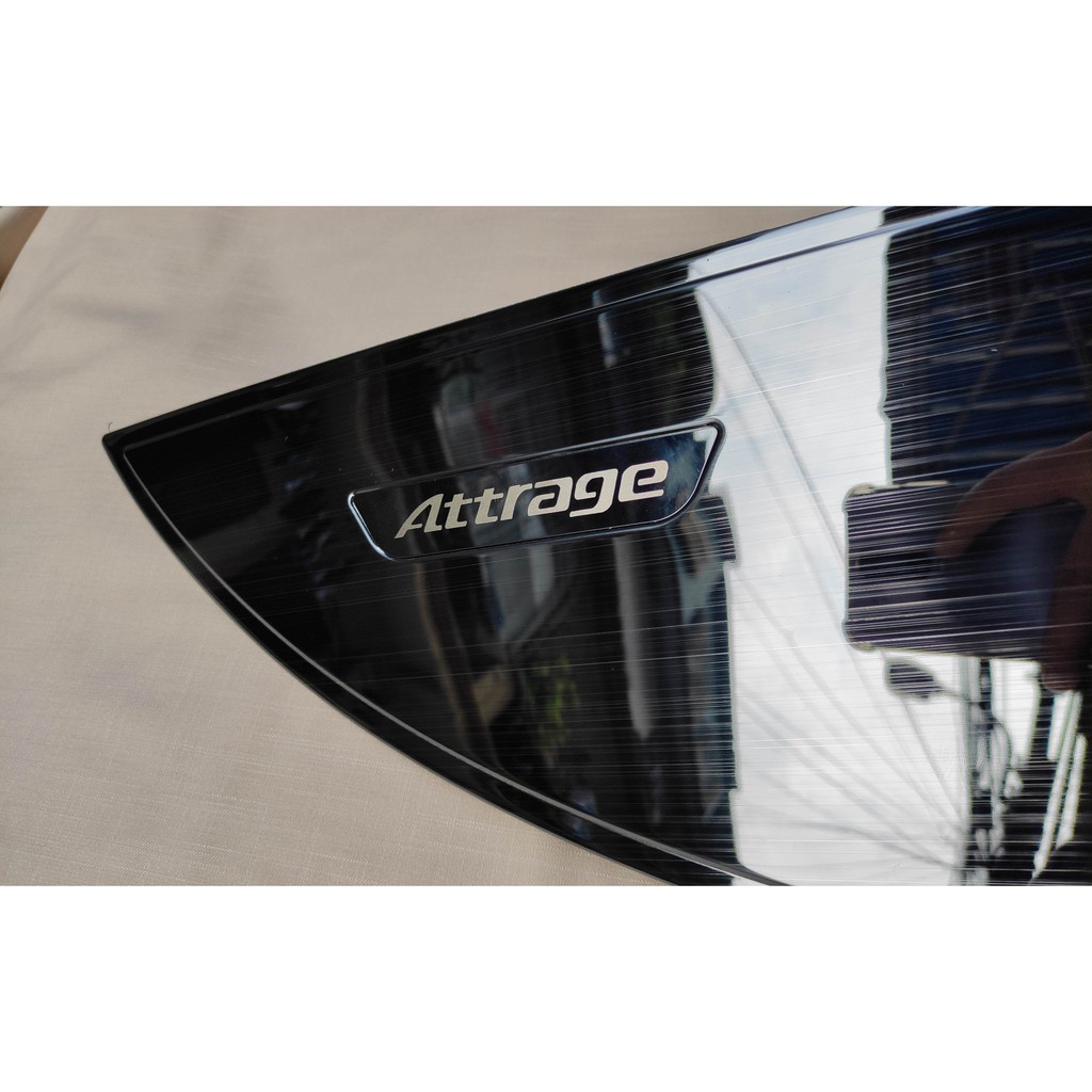 Bộ ốp Tapli cánh cửa và Màng loa cánh cửa Titan cho xe Mitsubishi Attrage form 2015-2020