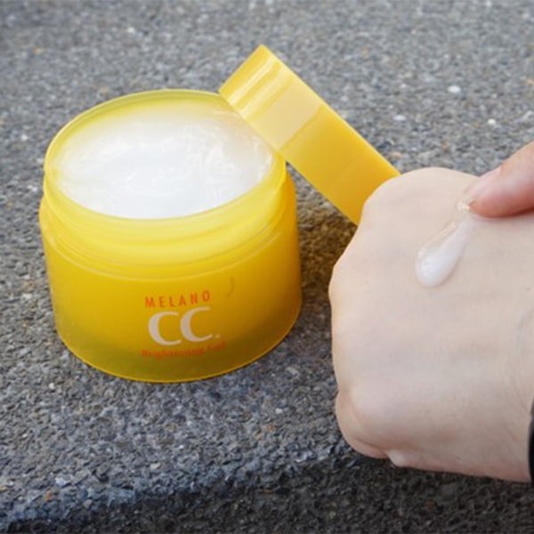 Kem dưỡng trắng da CC Melano Brightening Gel