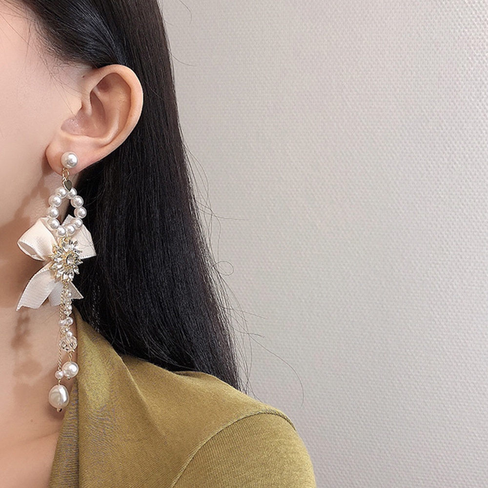 Đôi Khuyên Tai Tua Rua Đính Ngọc Trai Thời Trang Hàn Quốc Cho Nữ