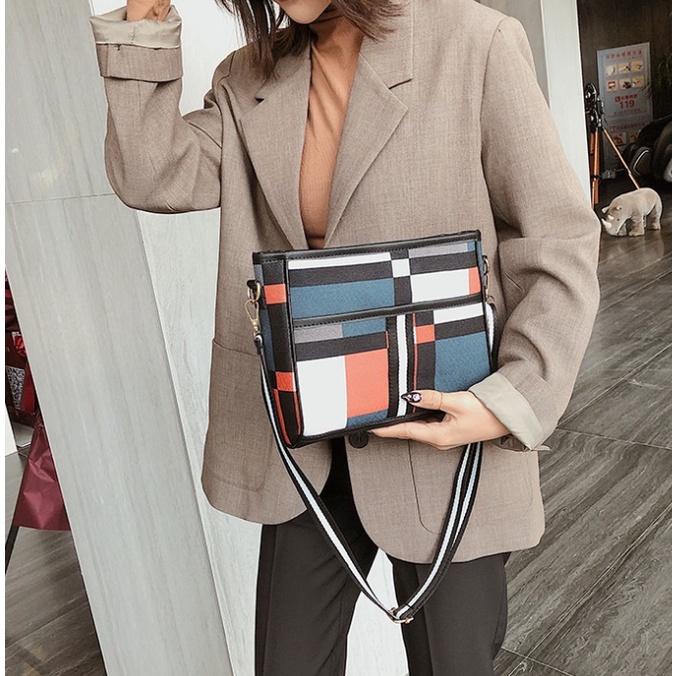 Túi đeo chéo nữ da PU sang trọng