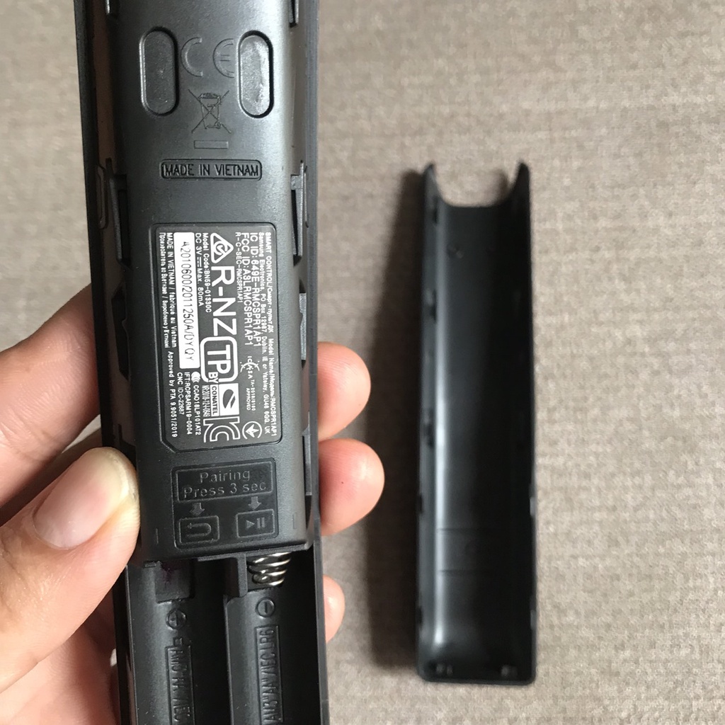 [Made in vietnam] Điều khiển tivi samsung có giọng nói 4k smart còn mới 90%