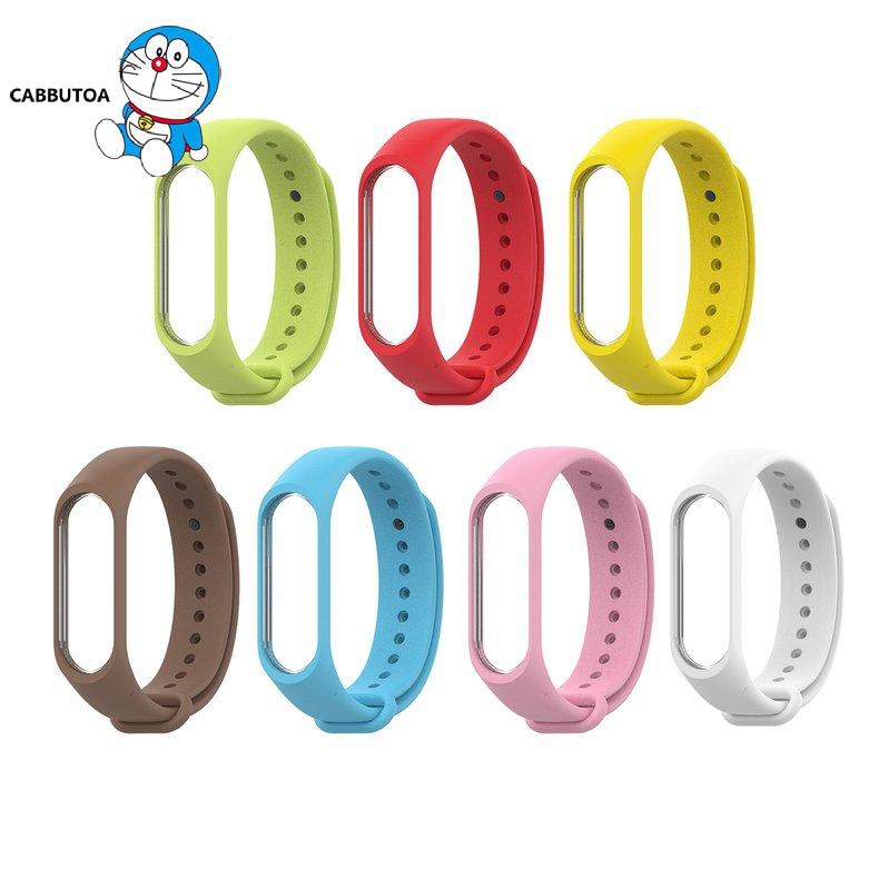 Dây Đeo Thay Thế Chất Liệu Silicon Thiết Kế Nhiều Lỗ Thời Trang Cho Xiaomi Mi Band 3