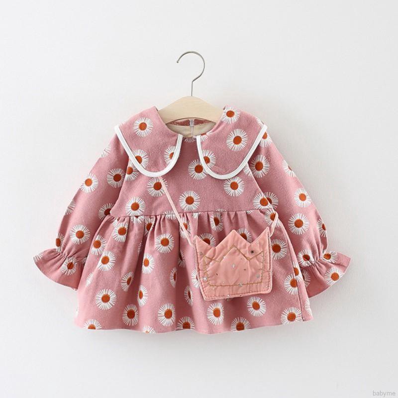 Set đầm dài tay cổ tròn + túi đeo chéo in hoa đáng yêu cho bé gái