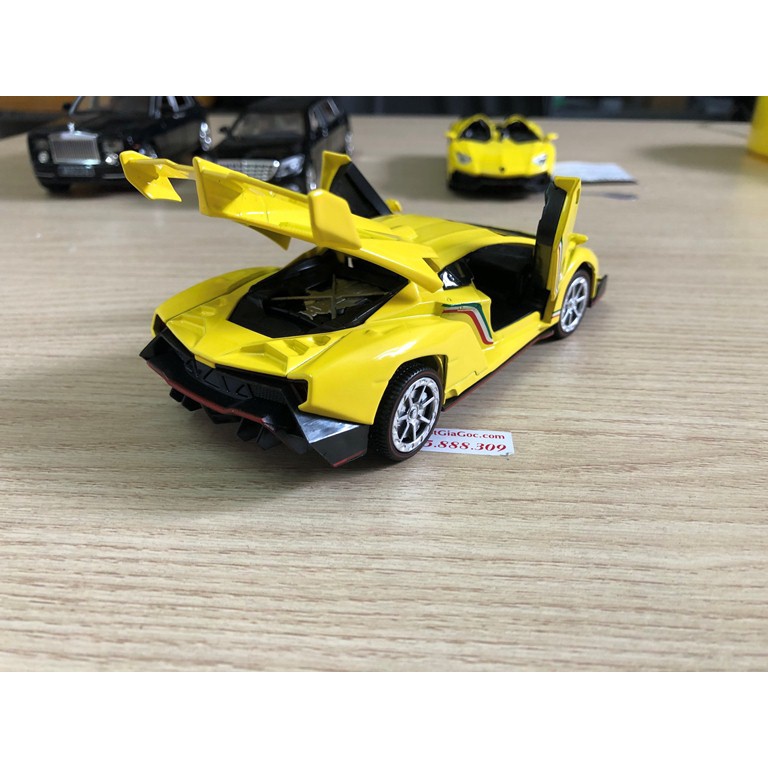 Mô hình xe Lamborghini Veneno tỉ lệ 1:32 bằng hợp kim tỉ lệ 1:32