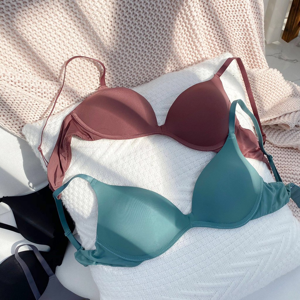 Áo ngực không gọng áo lót Đúc Su Trơn Xuất Nhật Đệm Mỏng ôm cúp ngực thoải mái Như Không Mặc K1T1