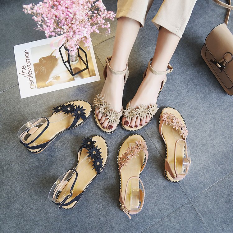 Xăng đan Với Thiết Kế Xinh Xắn Dành Cho Nữ