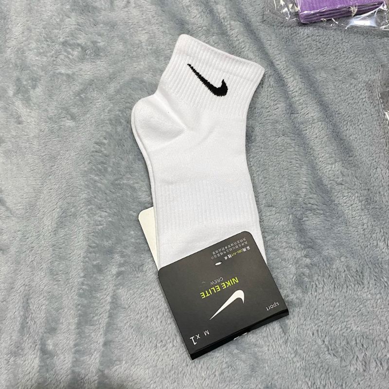 Tất Nike Cổ trung, Vớ - Chất Lượng Tốt / Dày Dặn