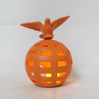 Đèn đốt nến đất nung quả địa cầu và chim bồ câu - candle holder - dn54