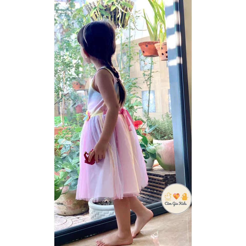 Váy công chúa cầu vồng cho bé gái