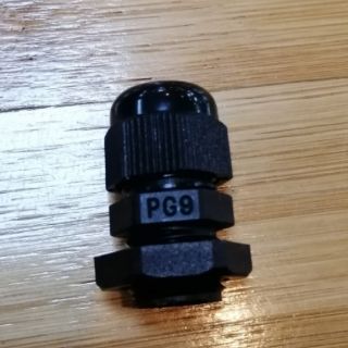 Ốc vít xiết dây điện PG9