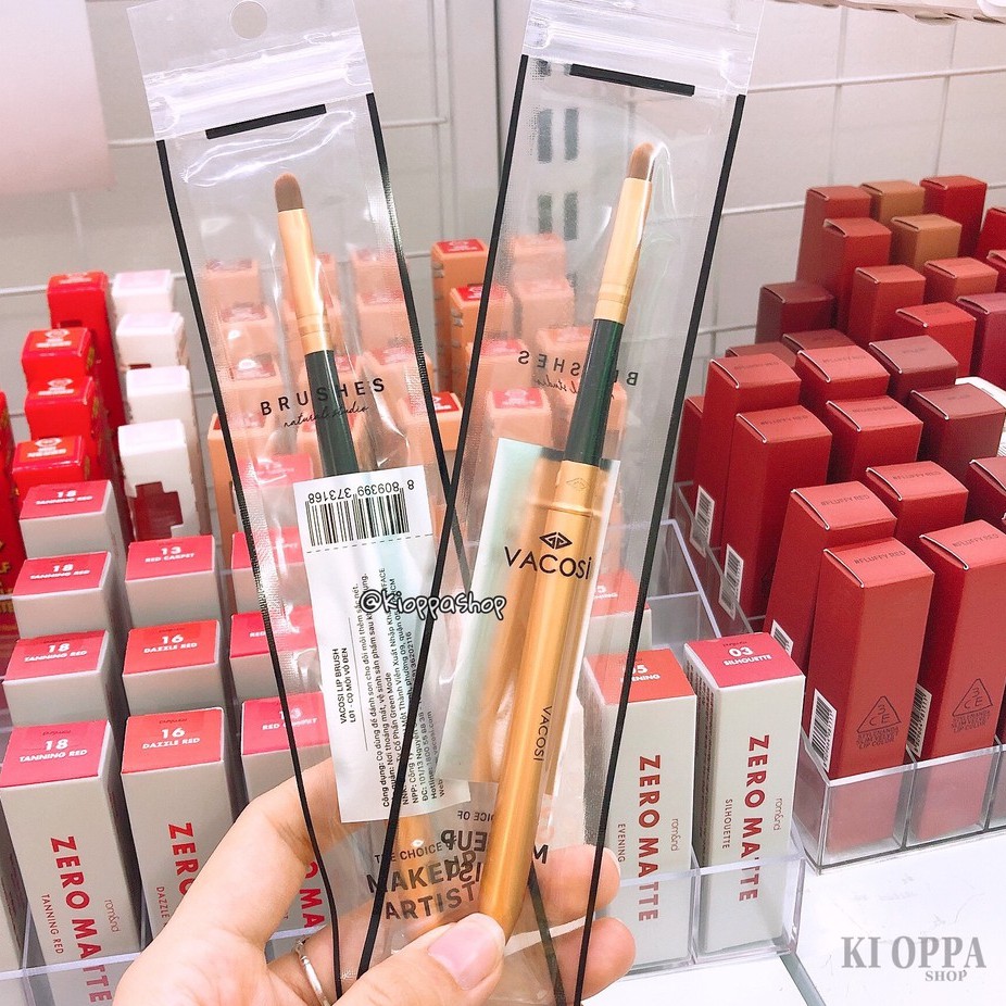 Cọ môi Vacosi Lip Brush - L01