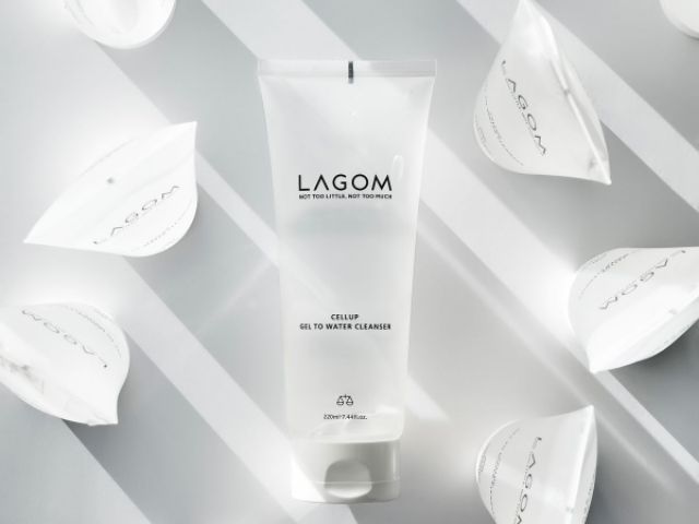Sữa Rửa Mặt Dạng Gel Lagom Cellup Gel To Water Cleanser