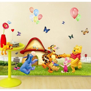 Decal dán tường Gấu pooh vui vẻ