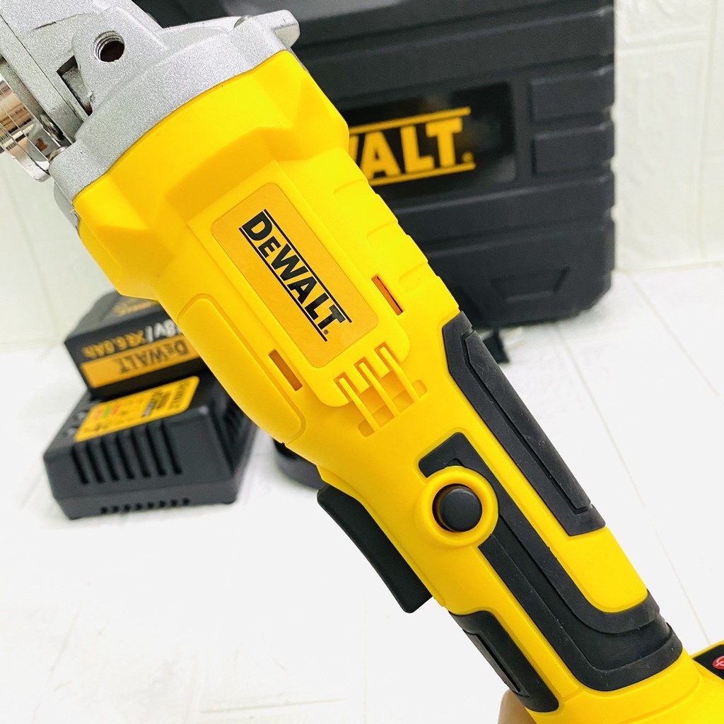 MÁY MÀI PIN DEWALT LOẠI KHÔNG CHỔI THAN, CÓ ĐIỀU CHỈNH VÒNG TUA, LOẠI CAO CẤP