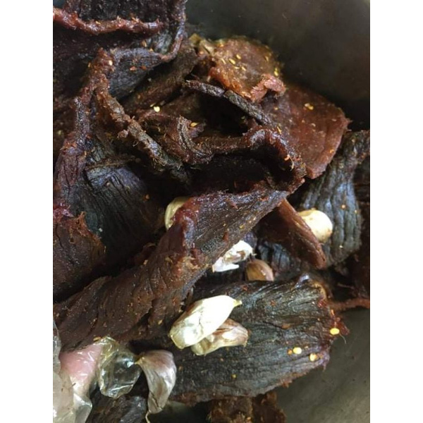 500g bò cháy tỏi miếng hoặc sợi thơm ngon